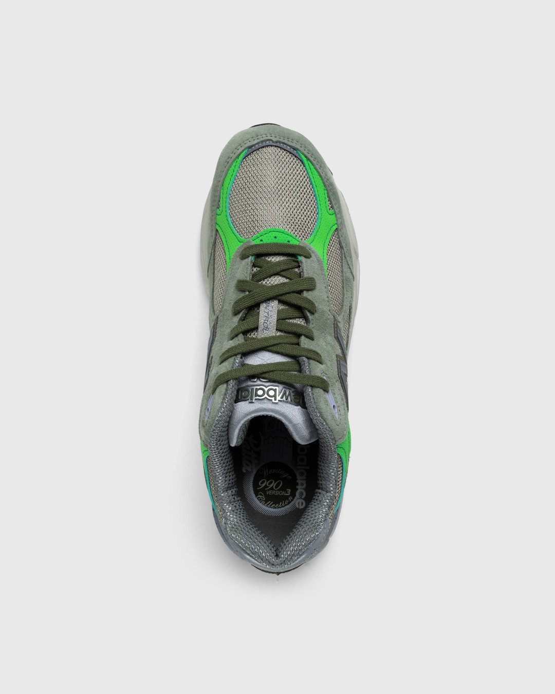 Patta x New Balance – M990PP3 Made in USA 990v3 Olive/White Pepper - Sneakers - Green - Image 5