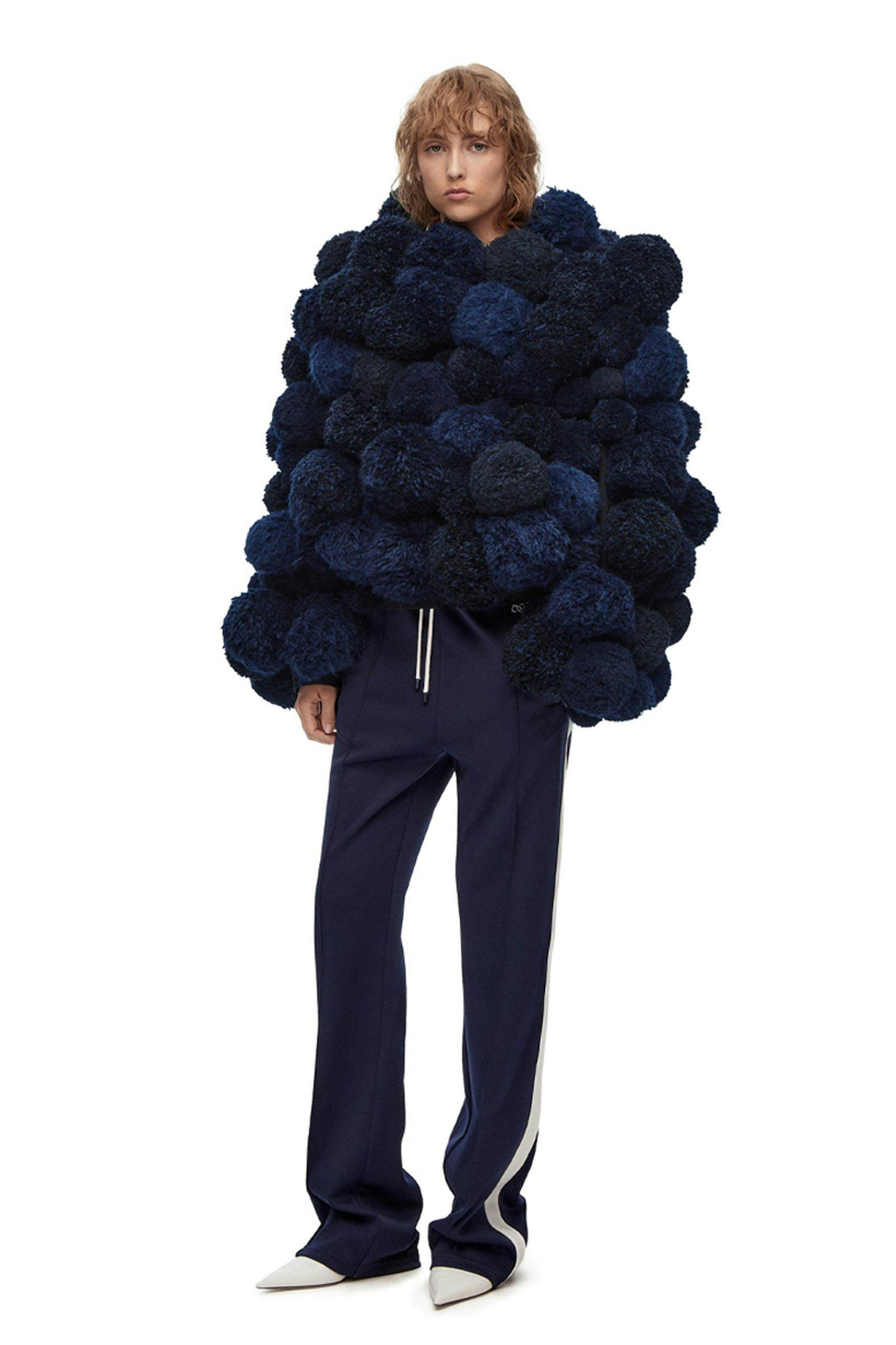 loewe-pom-pom-coat-005
