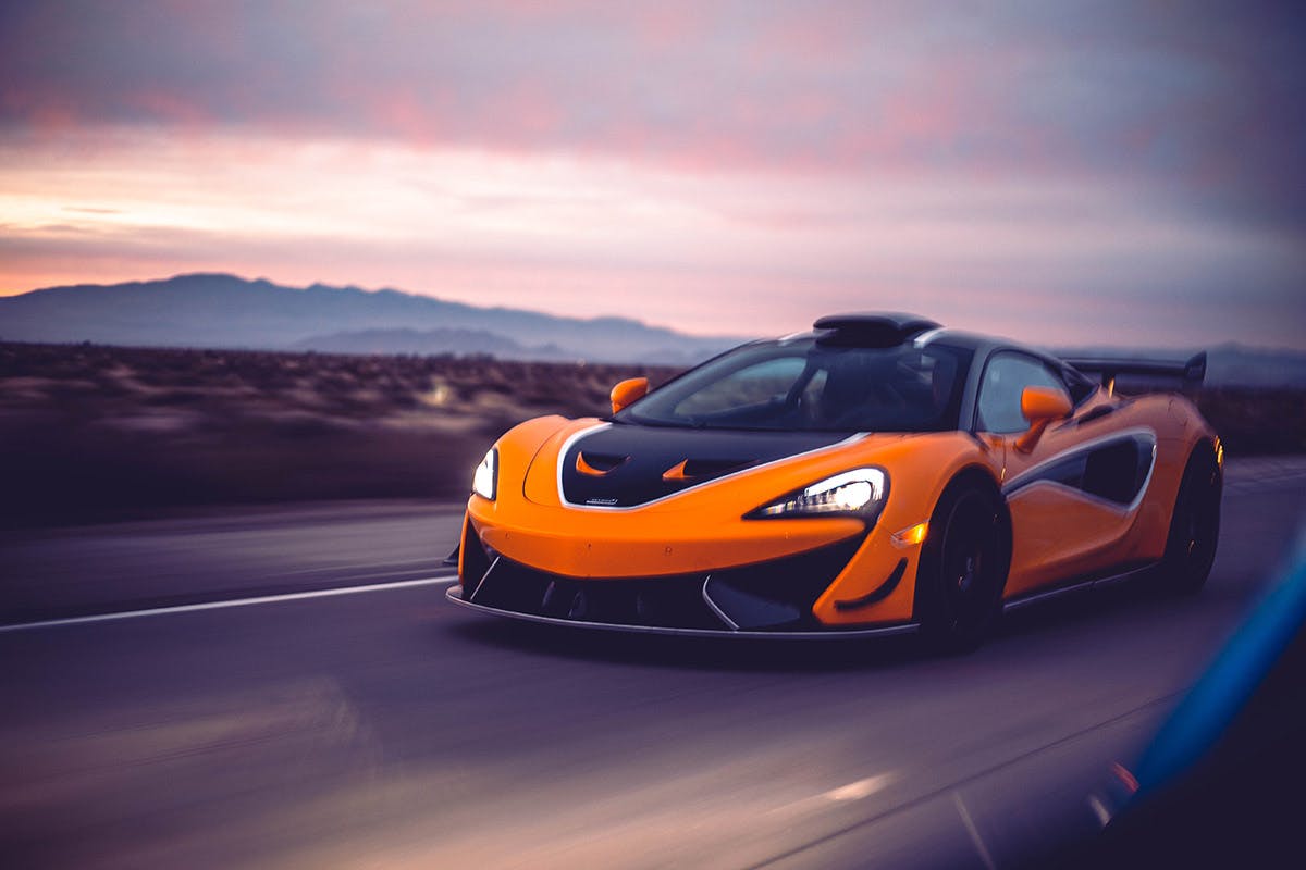 One of the coolest engineering features of the 620R is the SSG Gearbox's ‘Inertia Push’ technology, which converts energy produced within the gearbox into an accelerative boost during upshifts.