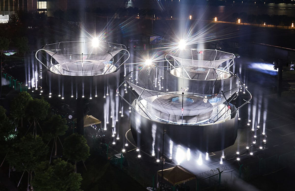 3_MONCLER_Grenoble_Photo_Installation_without_models_02