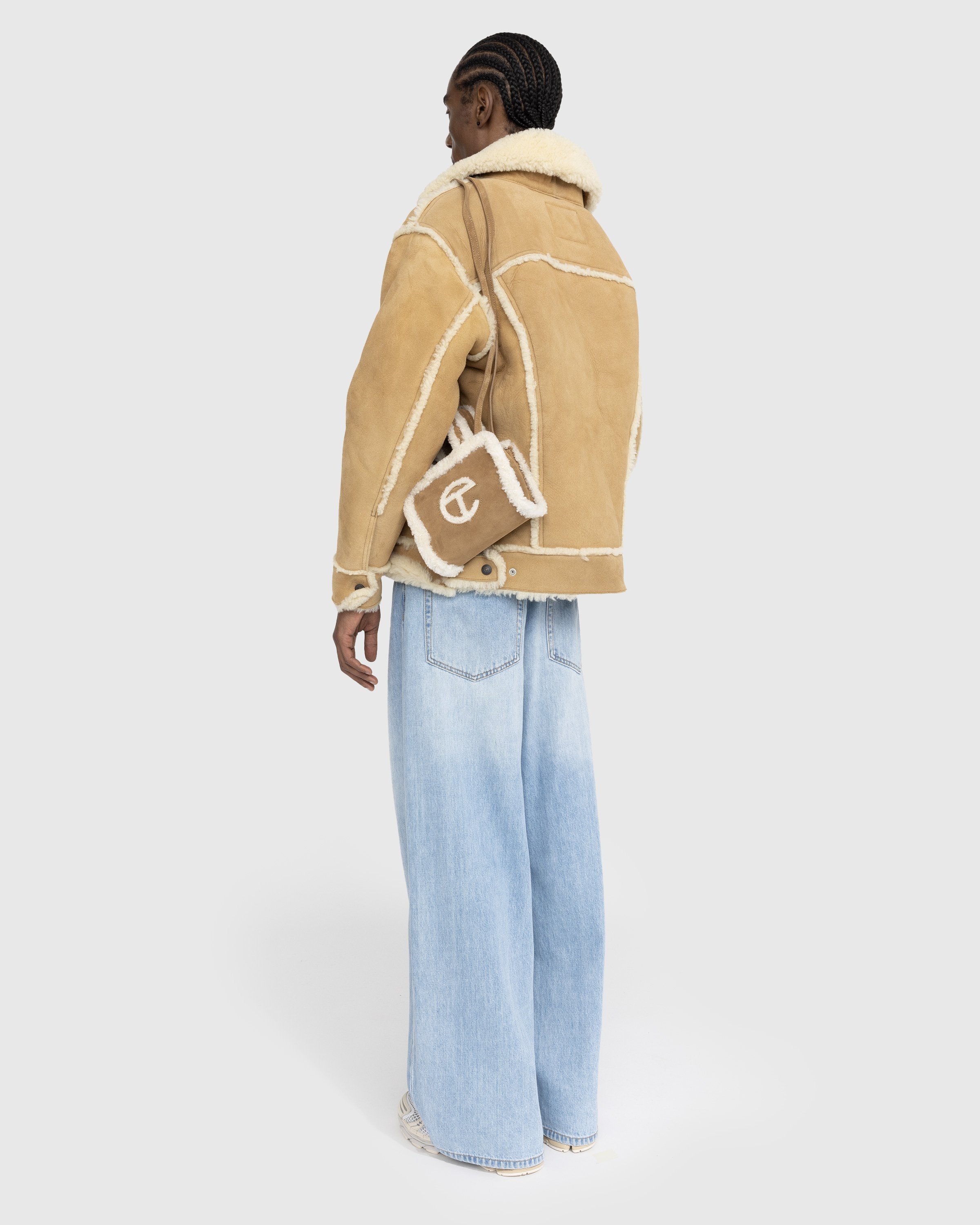 Ugg x Telfar – Suede Small Shopper Chestnut - Bags - Brown - Image 5