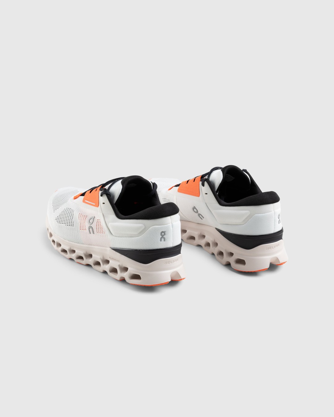 On – Cloudstratus 3 Undyed-White/Sand - Sneakers - Beige - Image 4