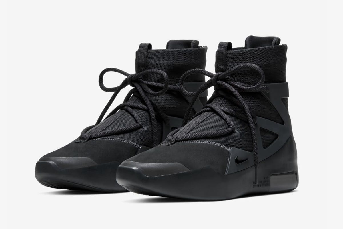 fear-god-nike-air-fear-god-1-triple-black-02