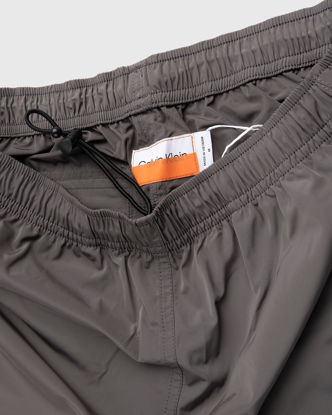 Minimal track pants shop