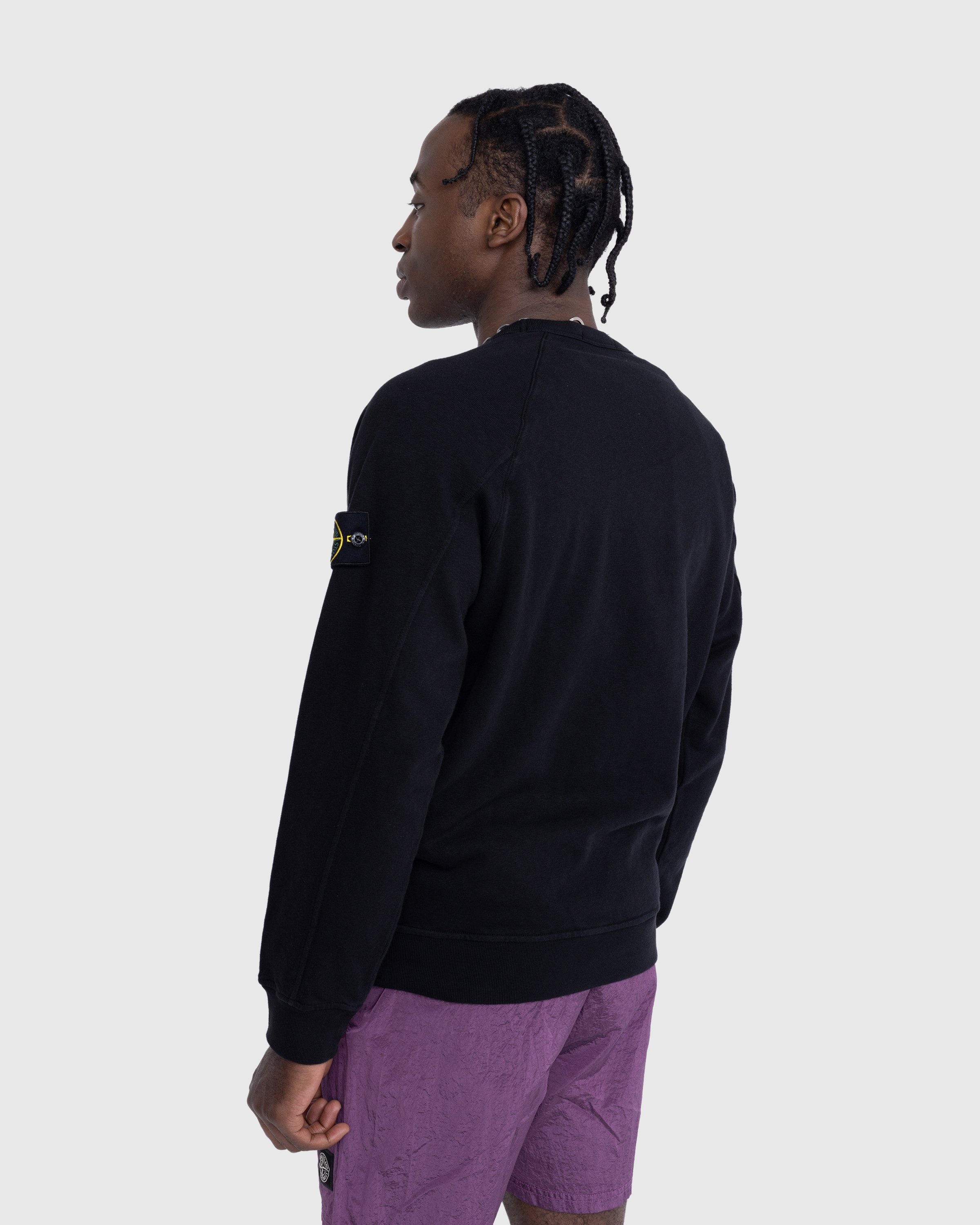 Stone island hot sale black crewneck