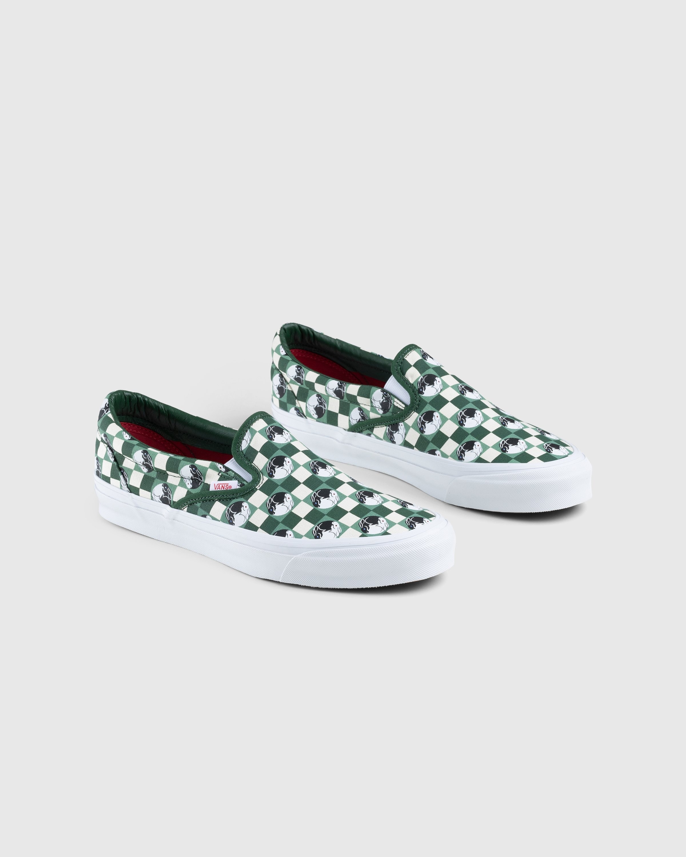 Cherry checkered deals slip on vans