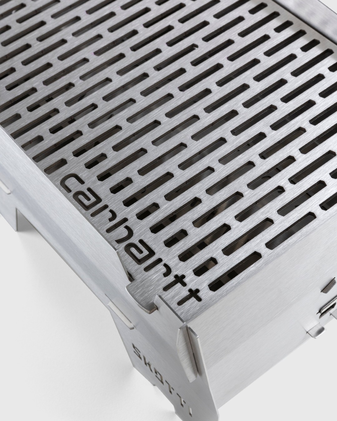 Carhartt WIP – SKOTTI Grill Silver - Lifestyle - Silver - Image 9