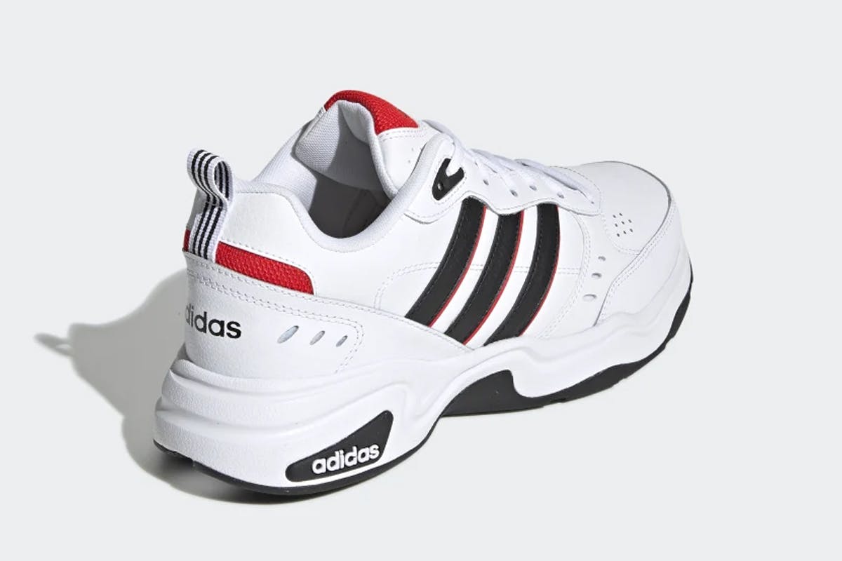تحويل الفيديو The adidas Strutter Looks Like Another Very Popular Dad Shoe تحويل الفيديو تحويل الفيديو The adidas Strutter Looks Like Another Very Popular Dad Shoe تحويل الفيديو