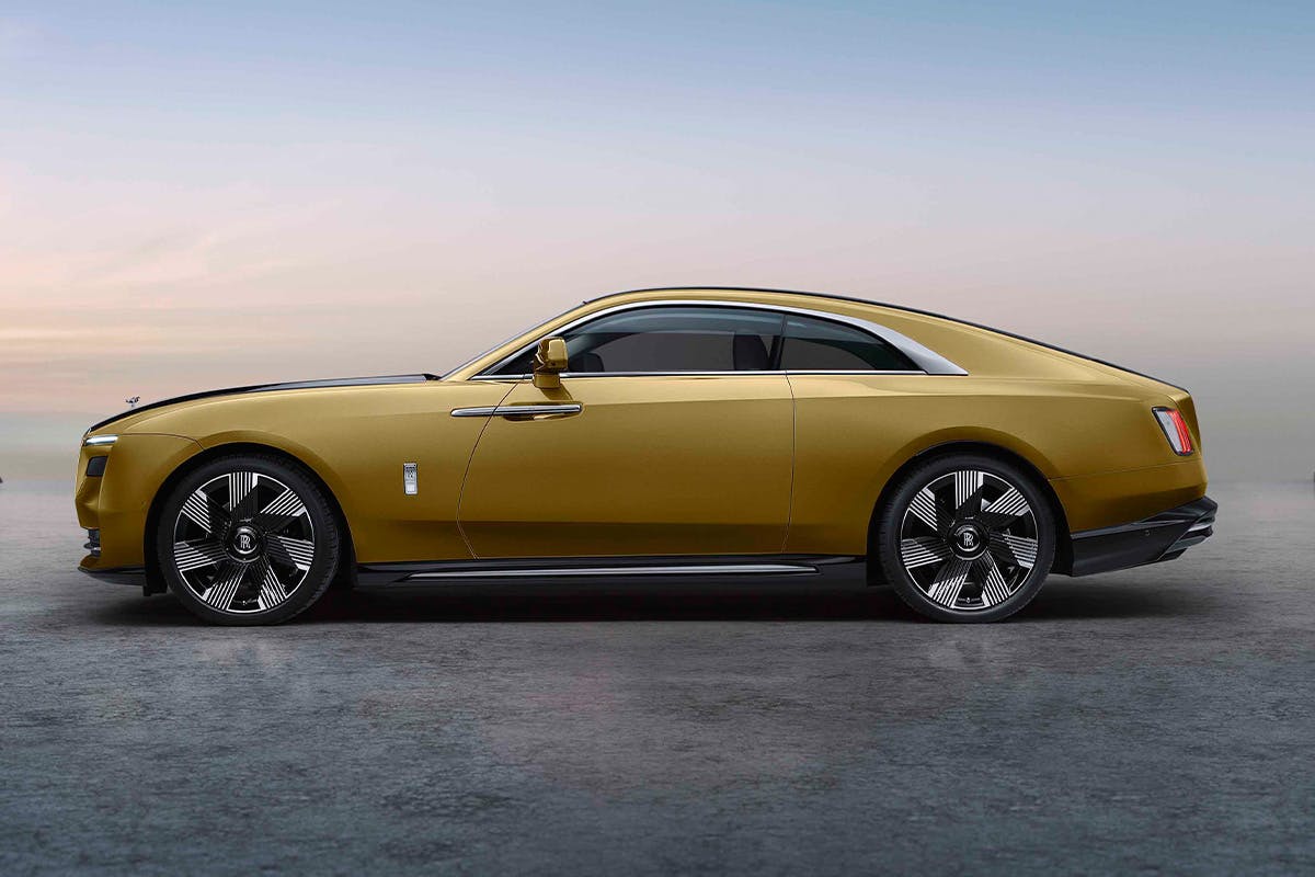 rolls-royce-spectre-car-004