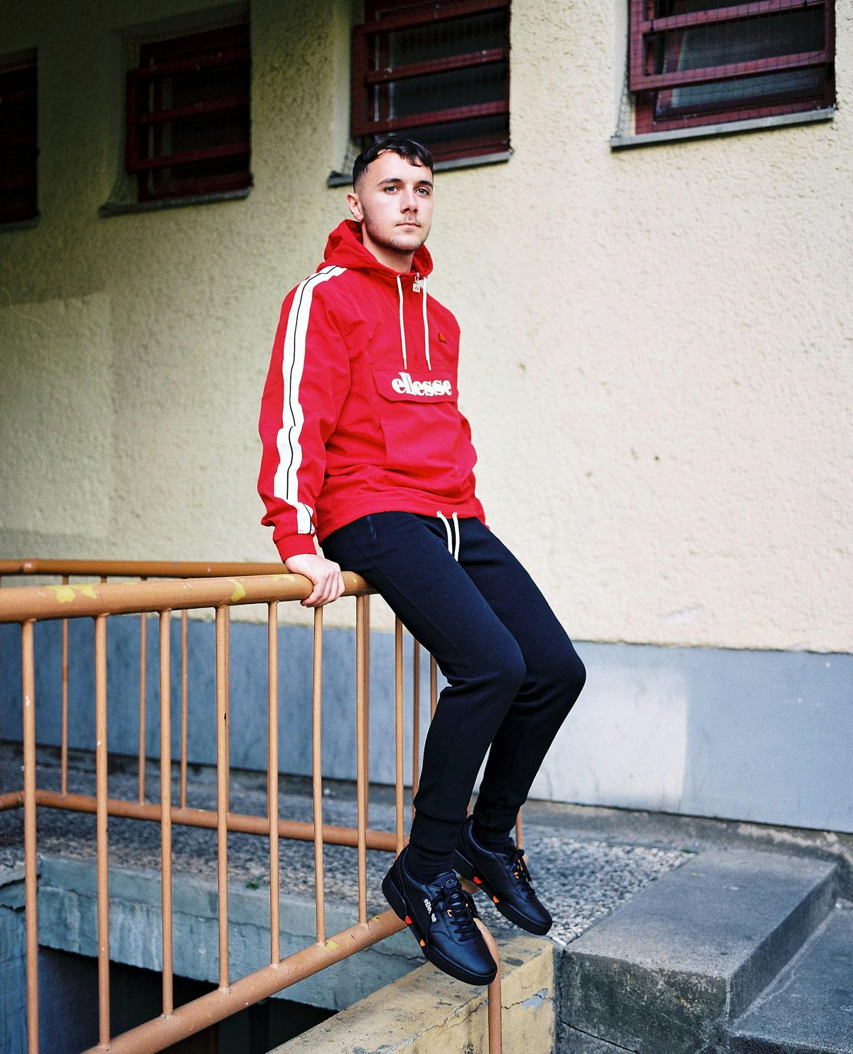 how to wear ellesse
