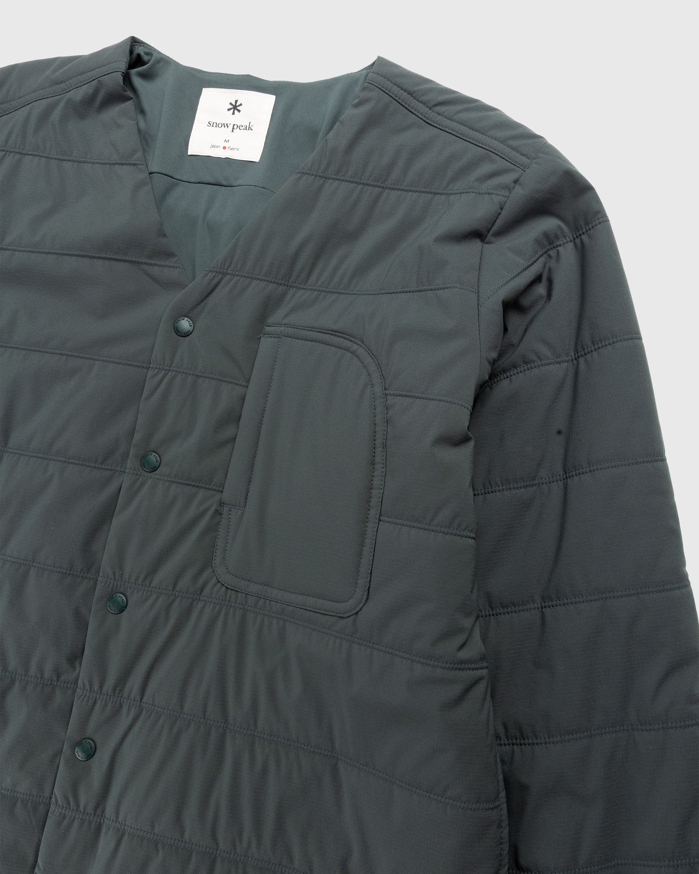 Snow Peak – Flexible Insulated Cardigan Green | Highsnobiety Shop