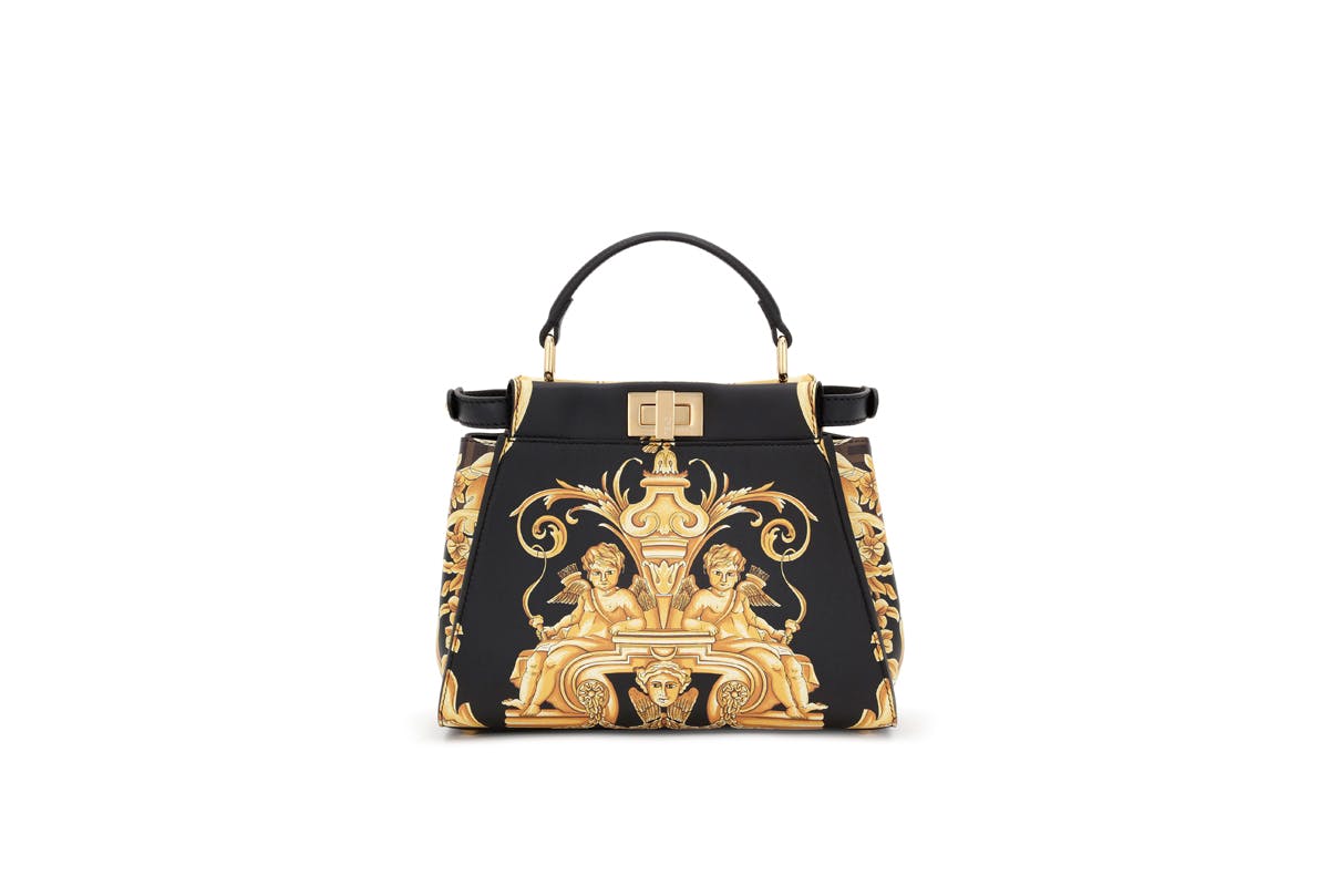 Introducir 87+ imagen versace fendi collab release date - Ecover.mx