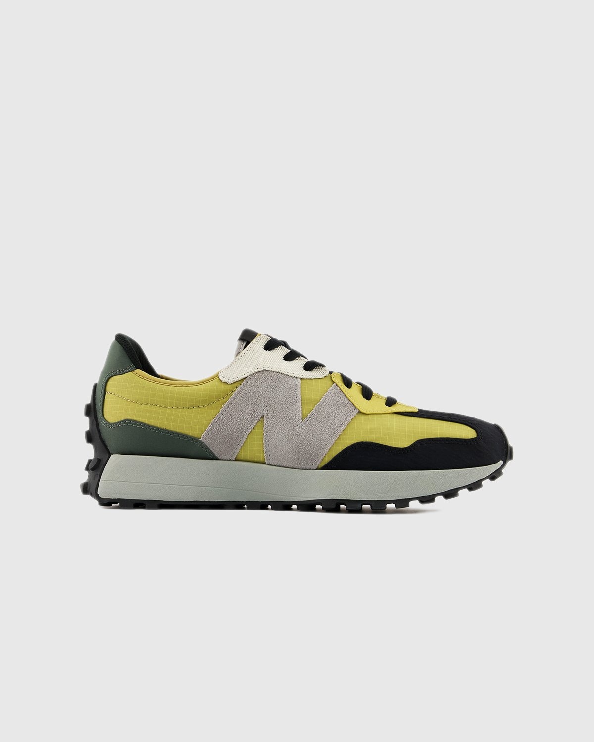New Balance – MS327 Washed Gold/Black - Sneakers - Yellow - Image 1