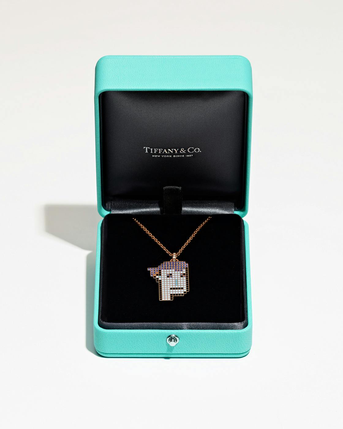 tiffany-co-nft-nftiff-cryptopunk-jewelry-chain (4)