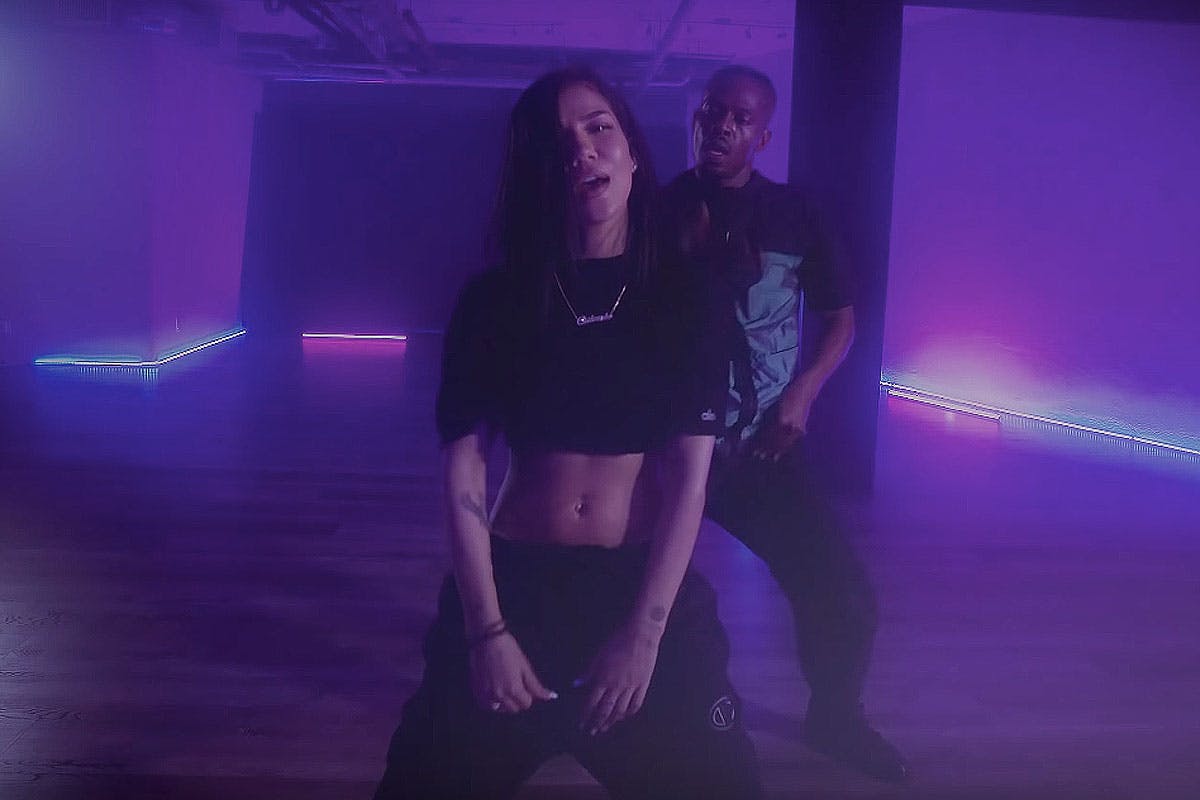 jhene-aiko-pussy-fairy-otw-video-01