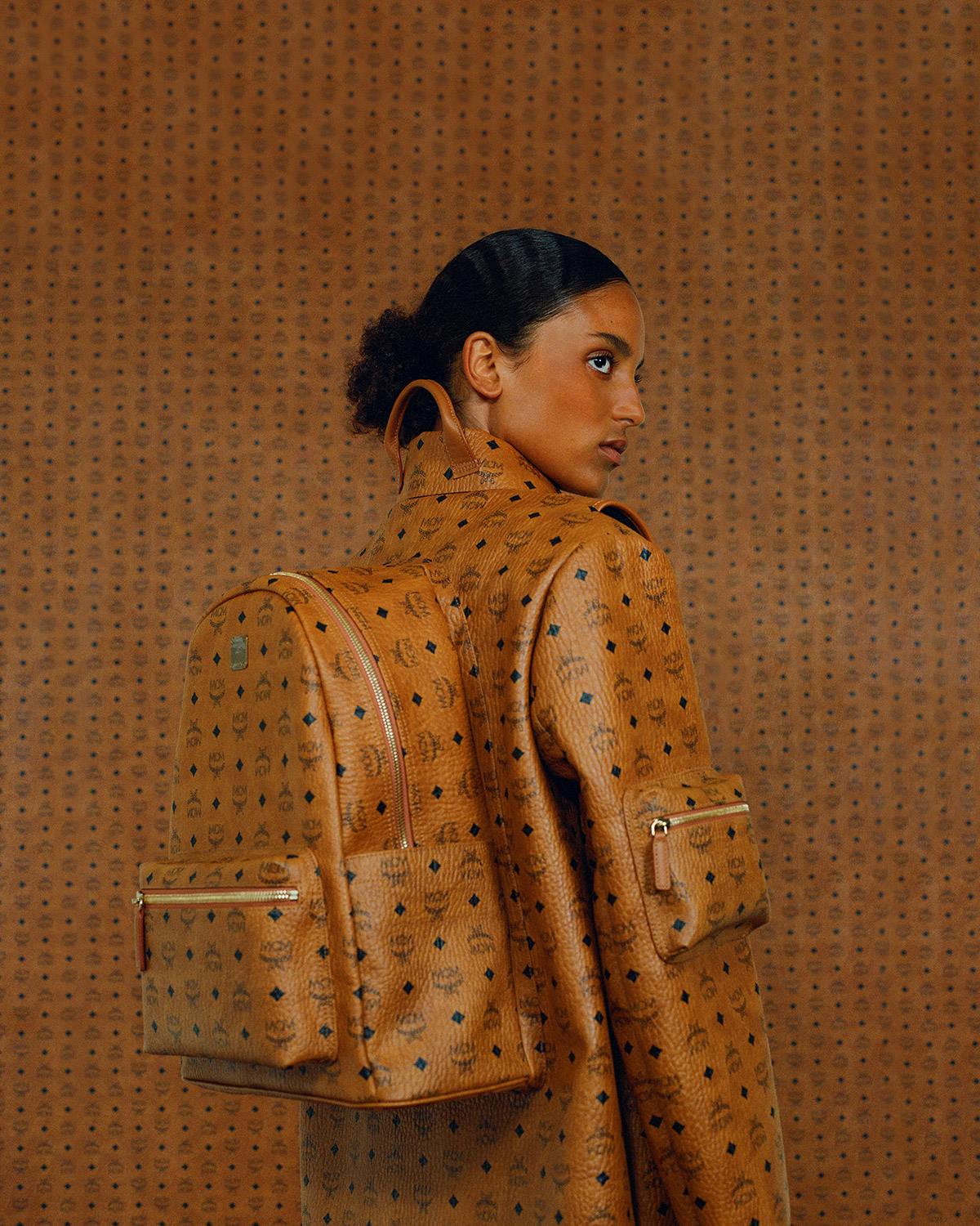 mcm-backpack-bootleg-02