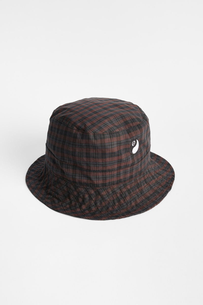 AS208BMP_BUCKET HAT_MAROON PLAID_UPRIGHT