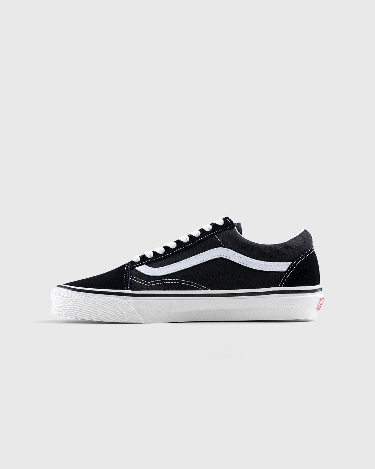Vans – Anaheim Factory Old Skool 36 DX Black - Sneakers - Black - Image 2