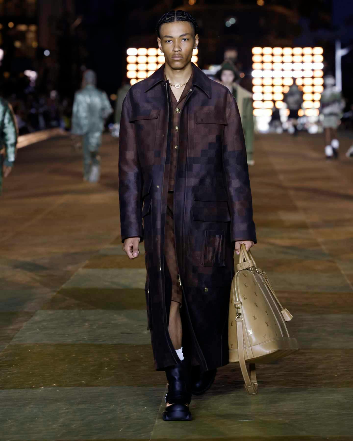 pharrell-louis-vuitton-ss24-runway (20)