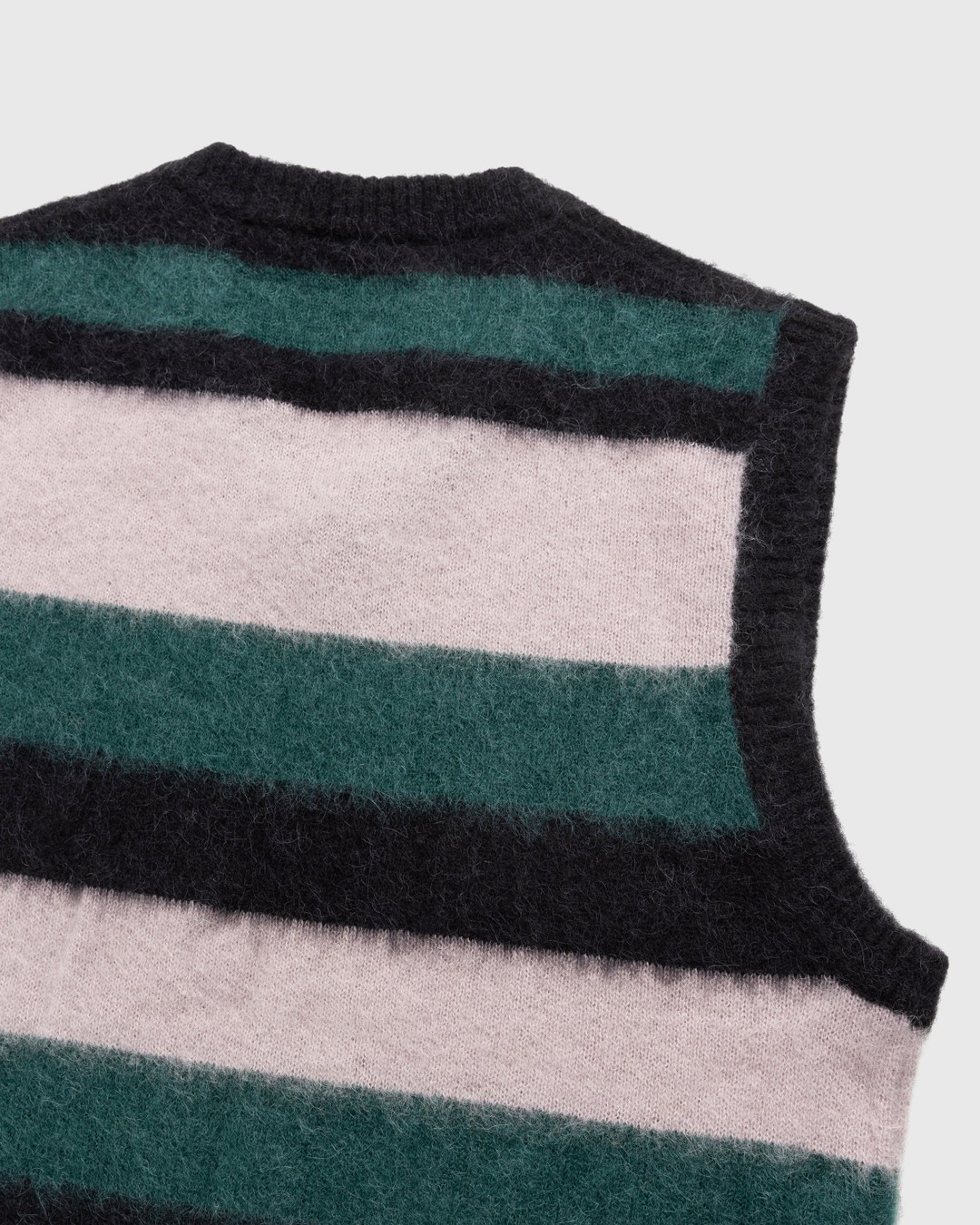 Highsnobiety – Alpaca Gradient Sweater Vest Pink/Green - Gilets - Multi - Image 6