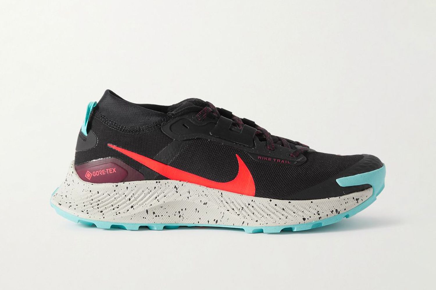 Pegasus 3 Sneakers