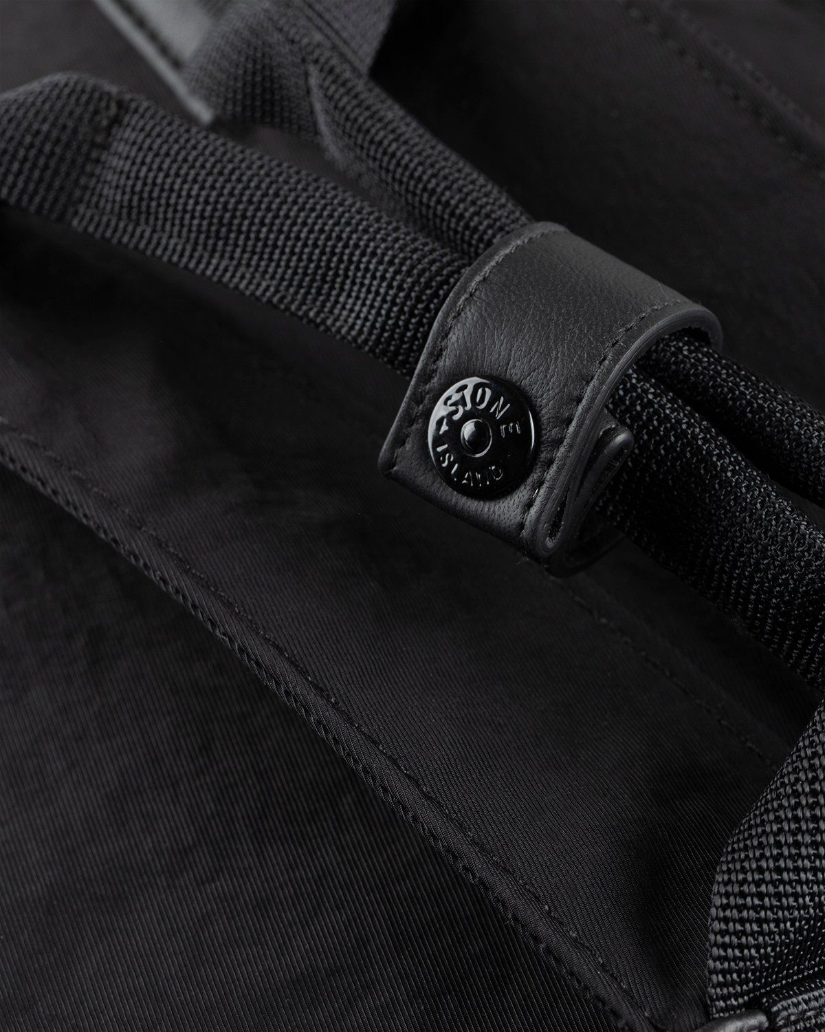 Stone Island – 91274 Nylon Twill Rucksack Black - Bags - Black - Image 6