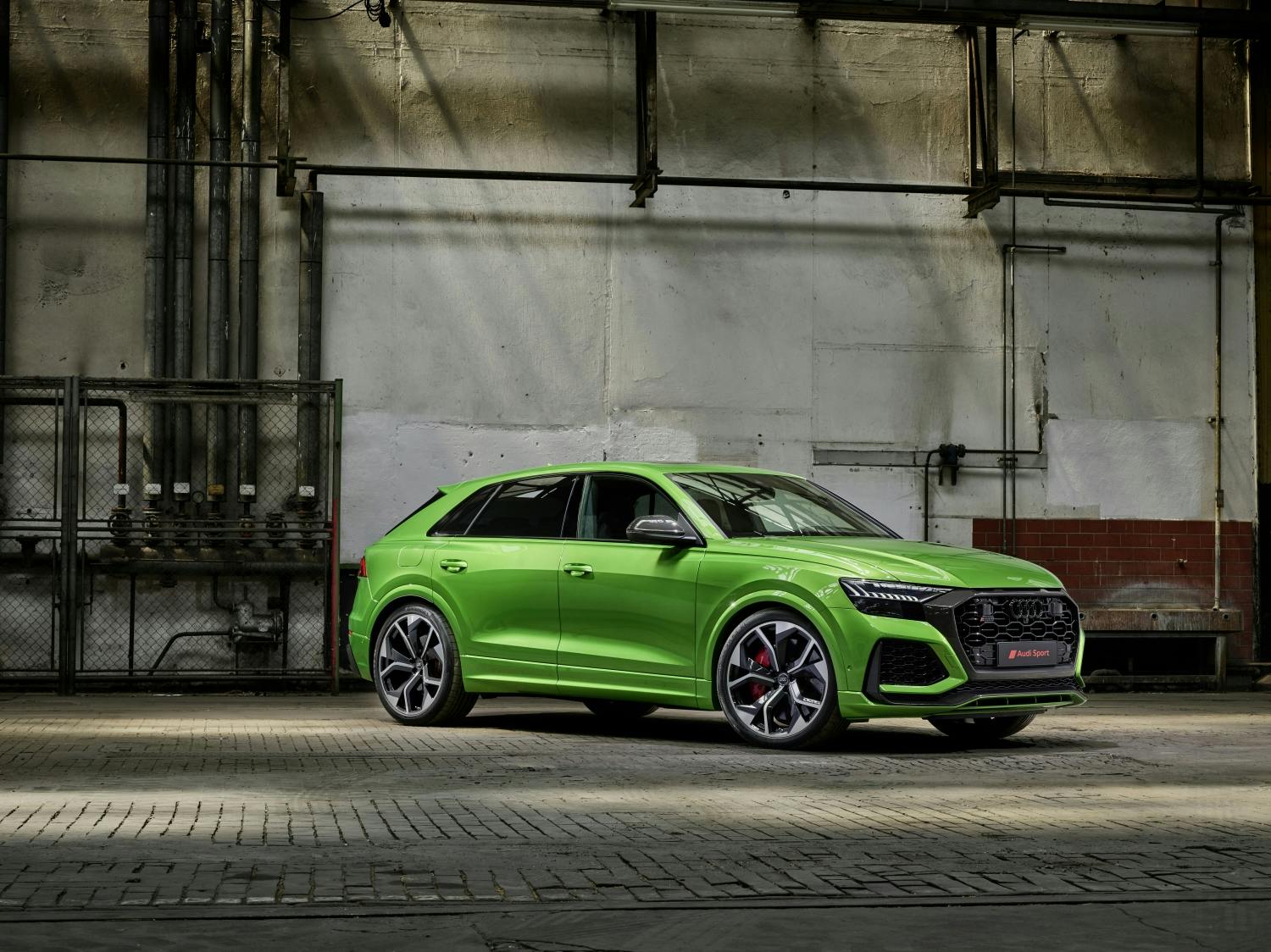 audi-q8-rs-01
