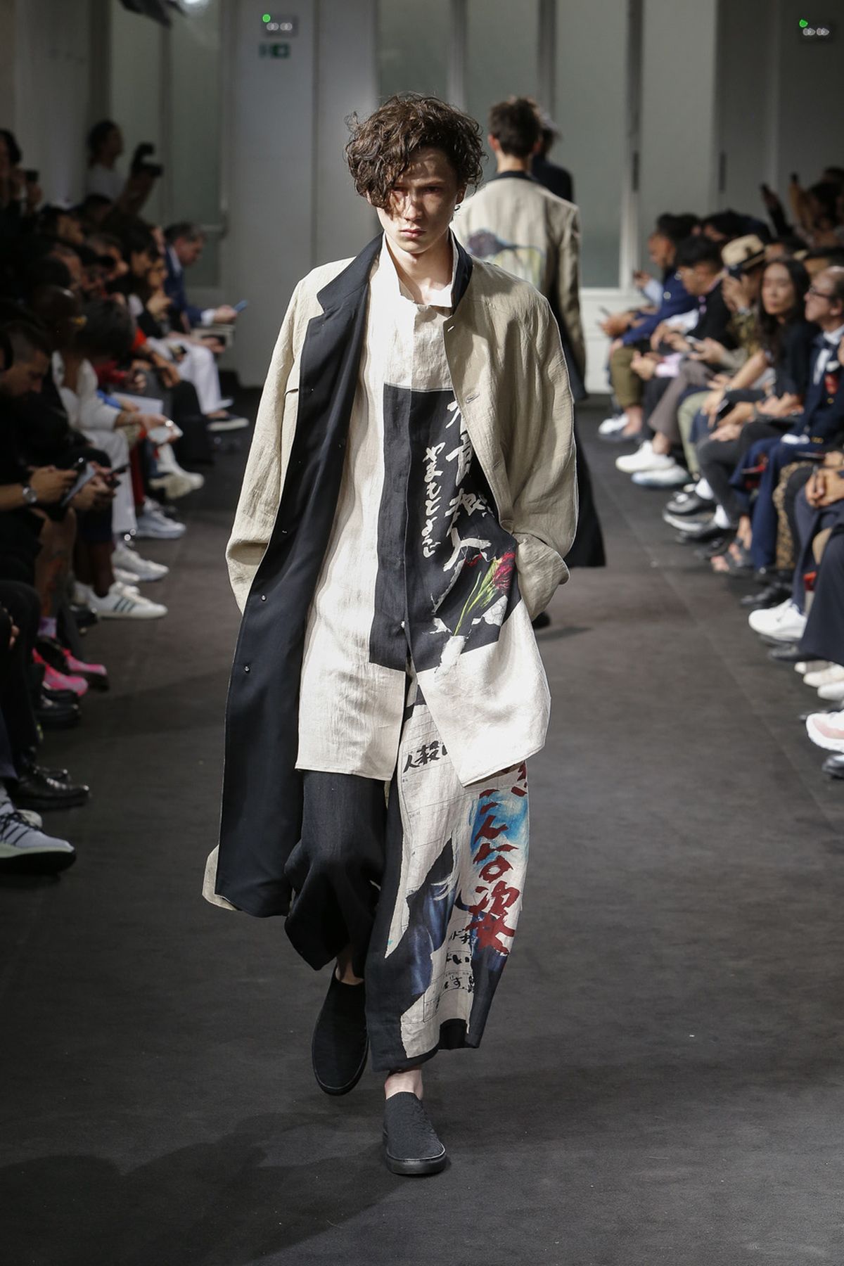 Yohji Yamamoto Presents Eclectic Graphic Tailoring for SS19