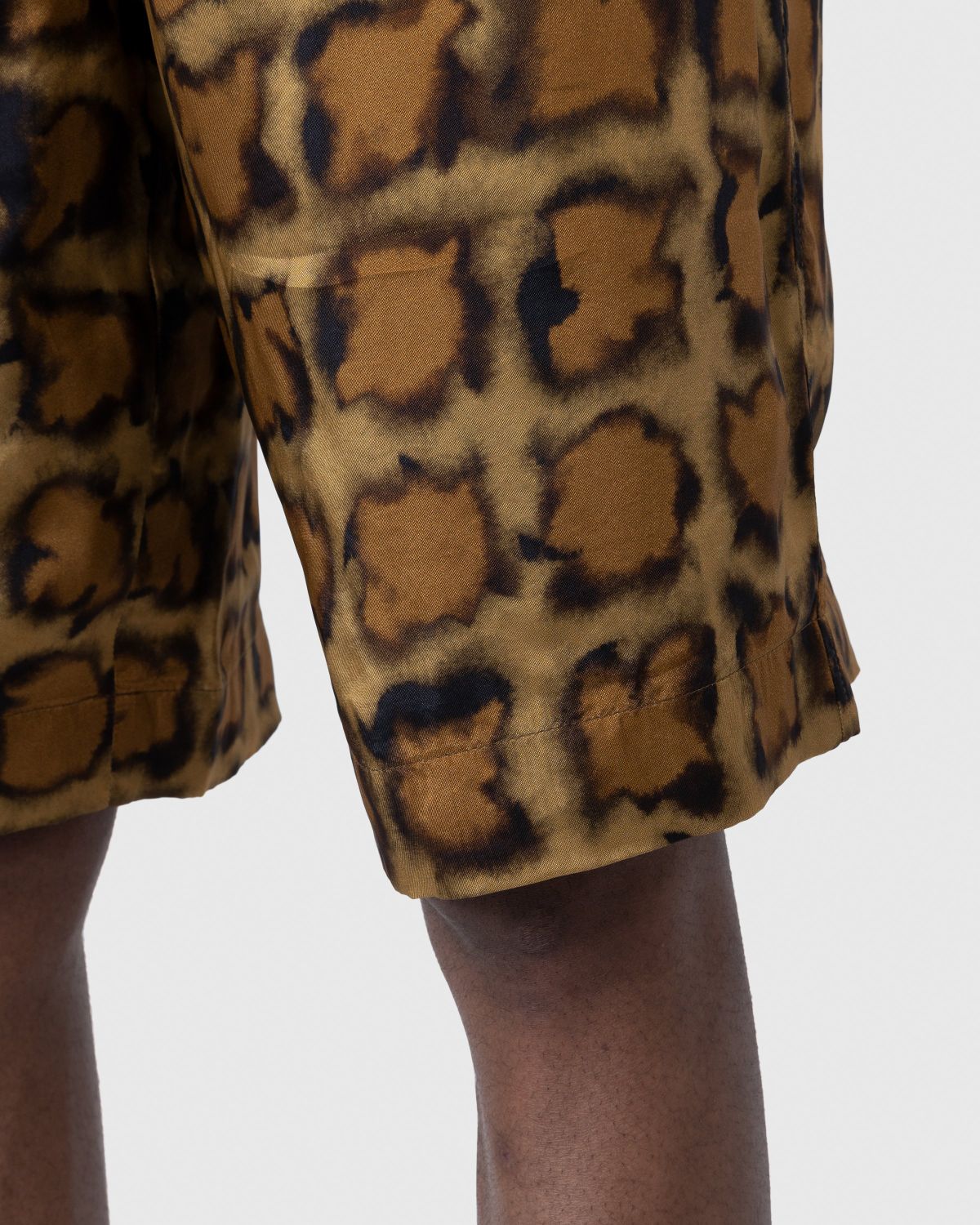 Dries van Noten – Plyd Shorts Camel - Shorts - Yellow - Image 4