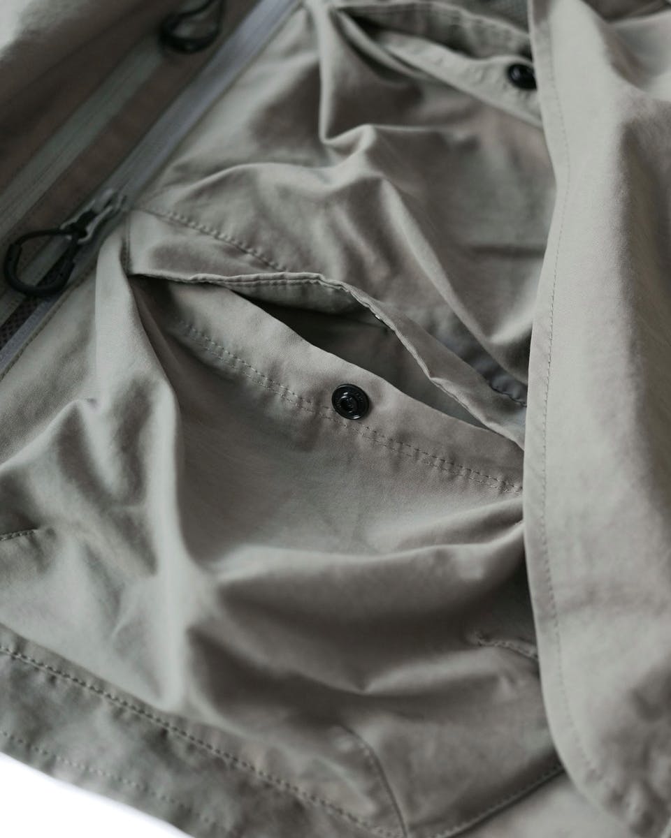 eye_c-cmf-outdoor-garment-vest- (13)