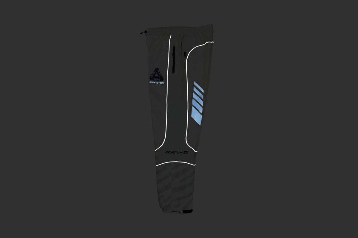 PALACE mercedes AMG gt3 collab (59)