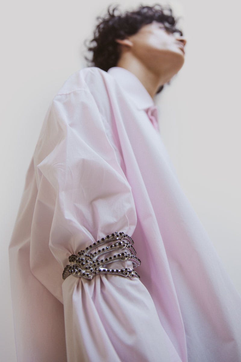 raf-simons-skeleton-hand-swarovski-1