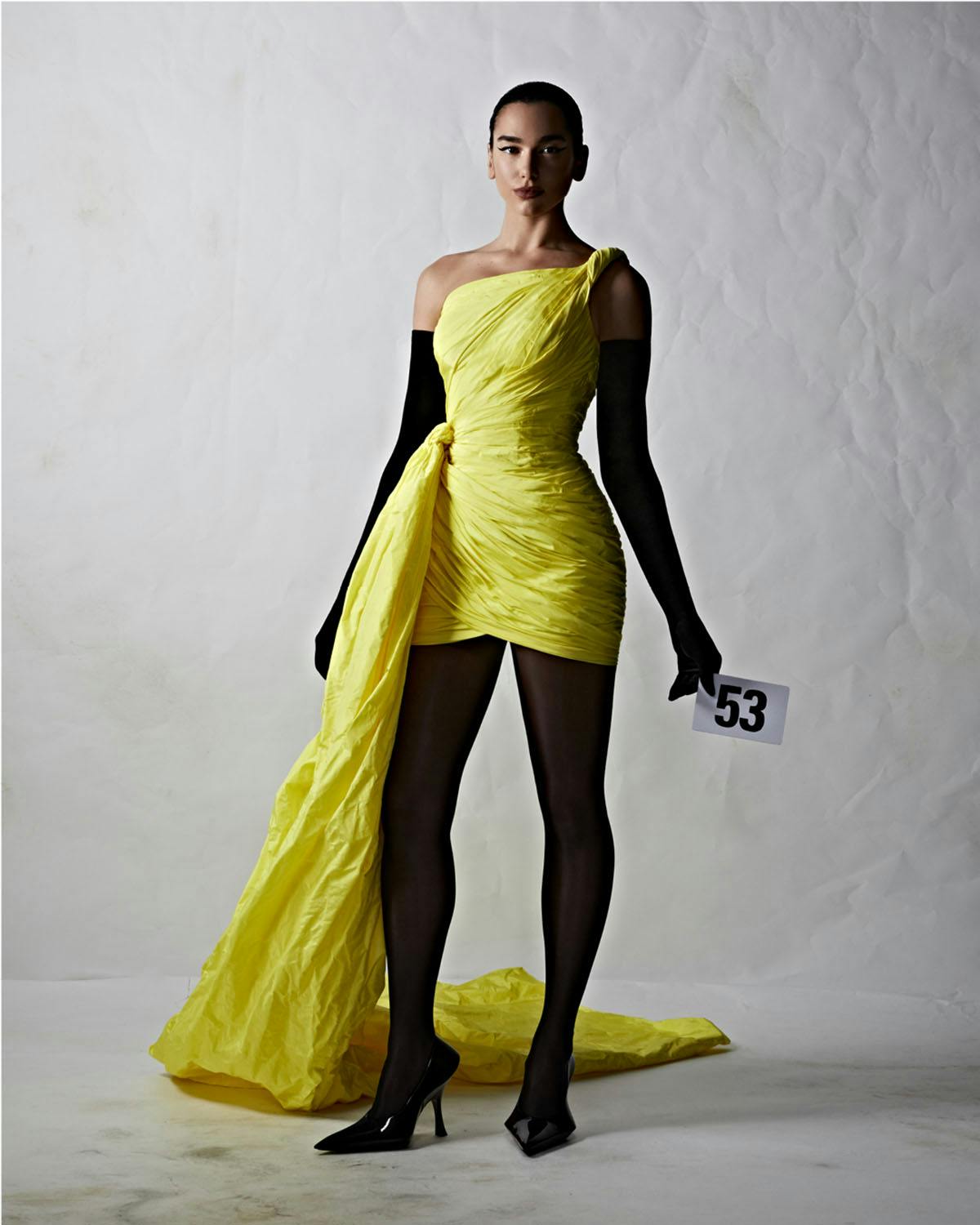 balenciaga-couture-2022-kim-kardashian-53