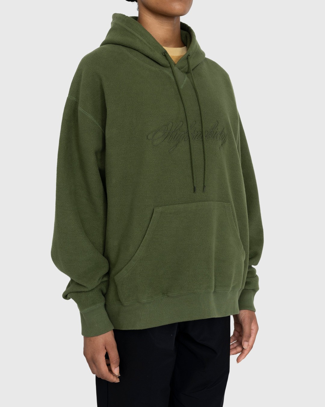 Highsnobiety – Script Logo Reverse Fleece Hoodie Green - Sweats - Green - Image 4