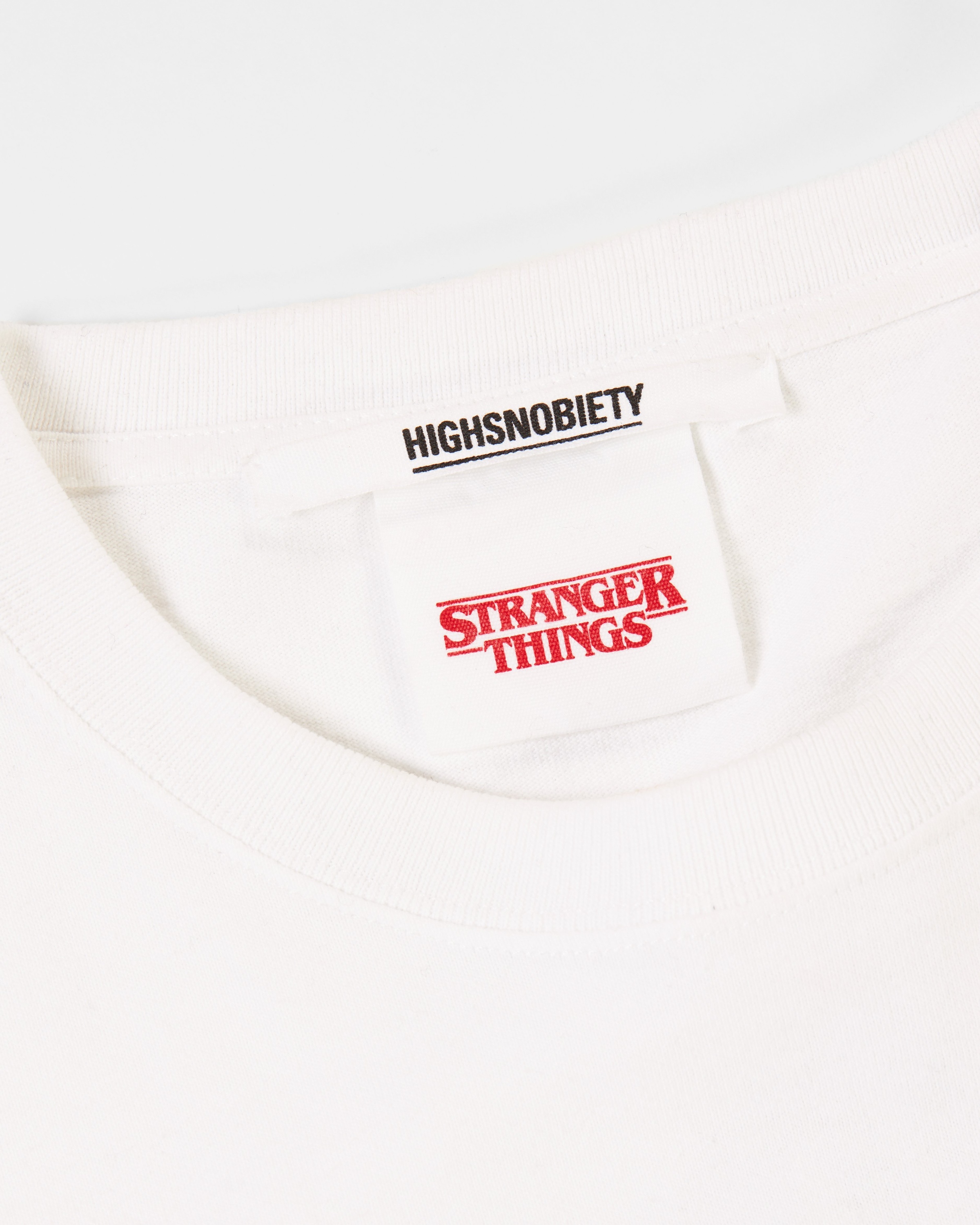 Highsnobiety – Stranger Things Episodes Long Sleeve White - Longsleeves - White - Image 6