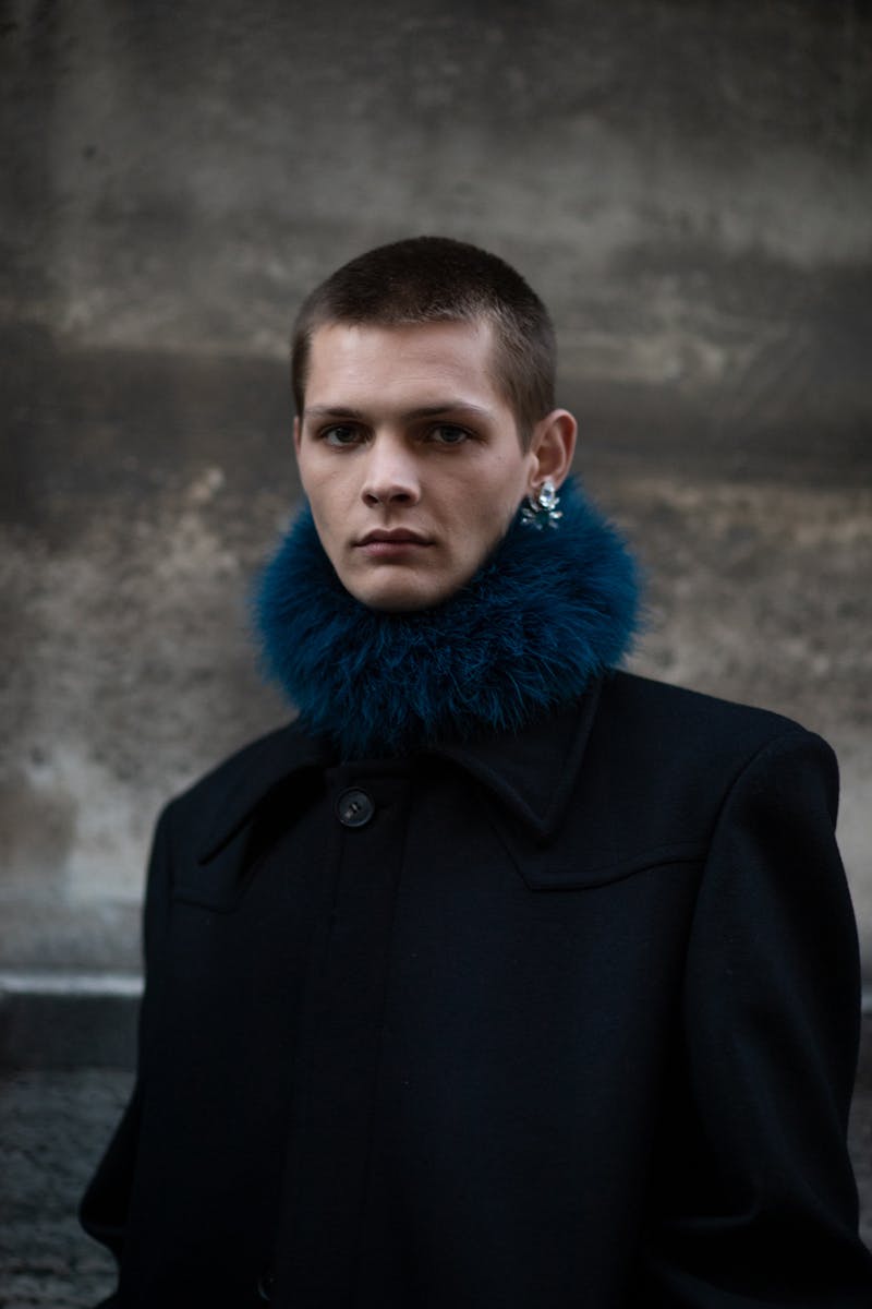 fw22-fashion-trends-faux-fur-hair-fleece (7)