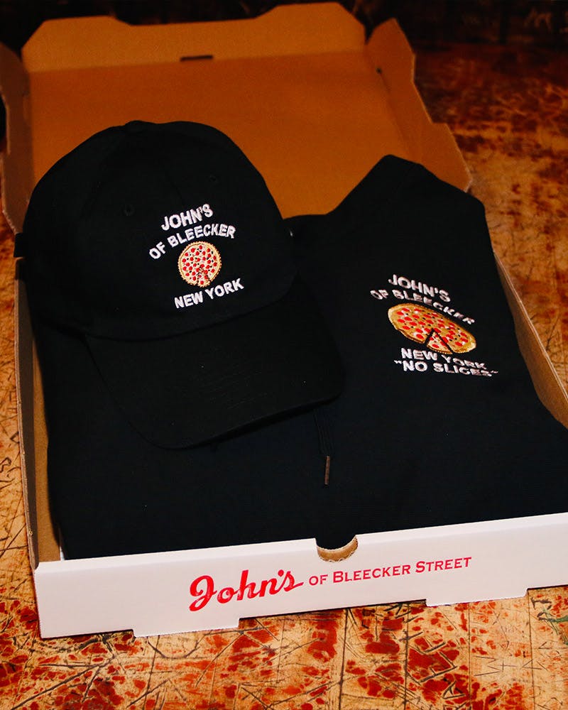 rowing-blazers-taps-nycs-oldest-pizza-joint-collab-10