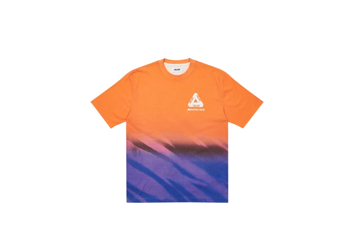 palace-skateboards-mercedes-amg-ss22-collab-cars (31)