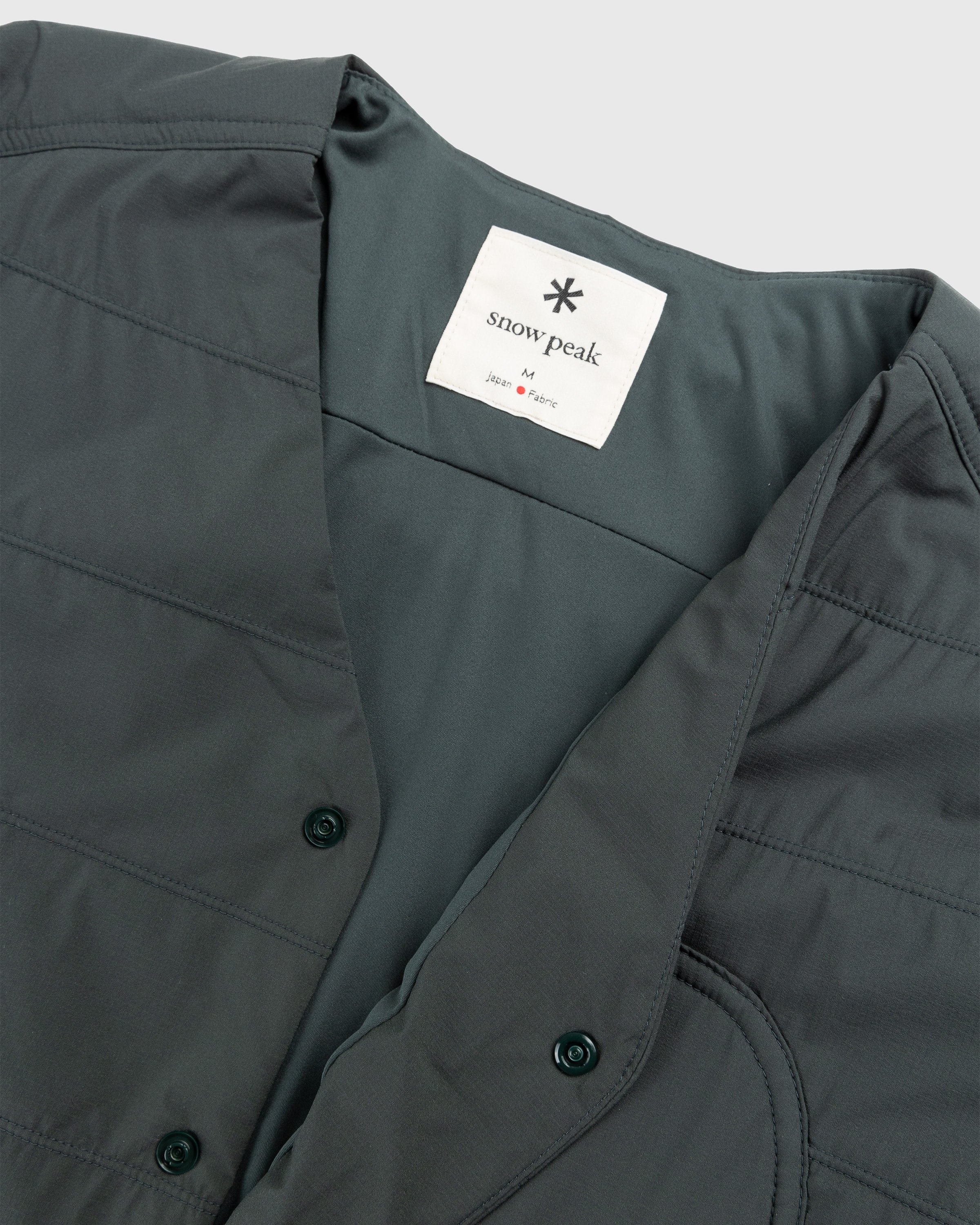 Snow Peak – Flexible Insulated Cardigan Green | Highsnobiety Shop