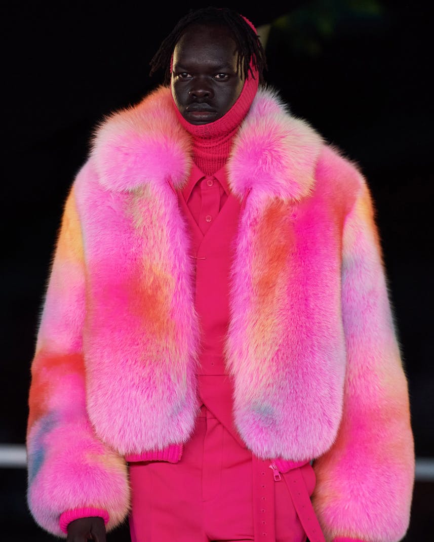 virgil-abloh-louis-vuitton-ss22-collection-details-nike (64)