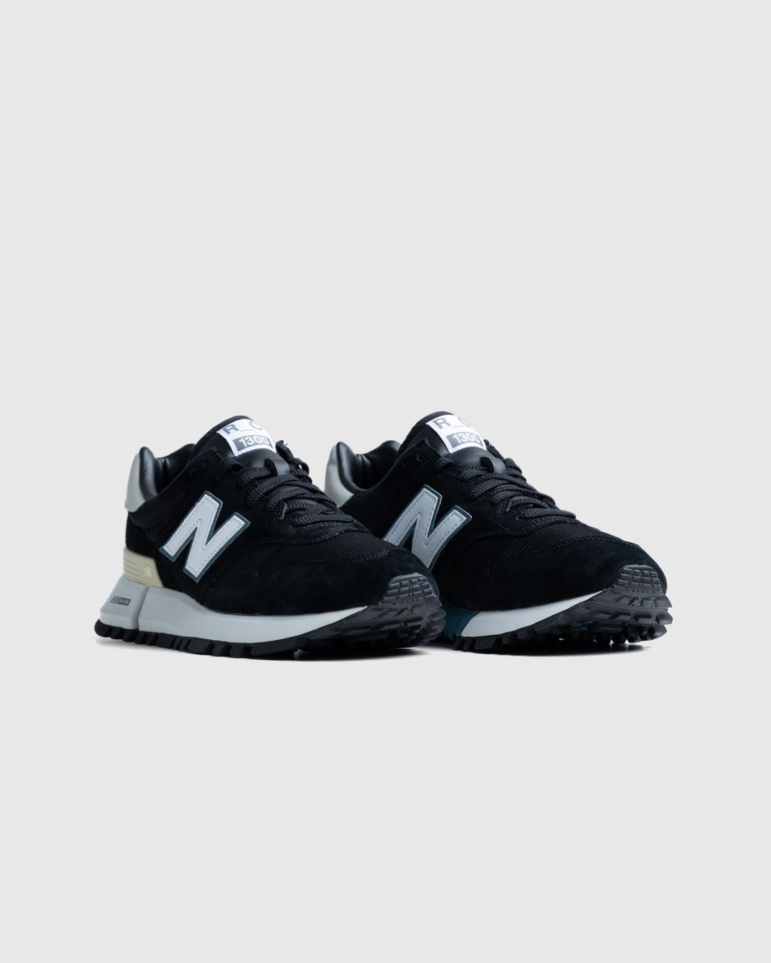 New Balance x Tokyo Design Studio Niobium – MS1300BG Black - Sneakers - Black - Image 2