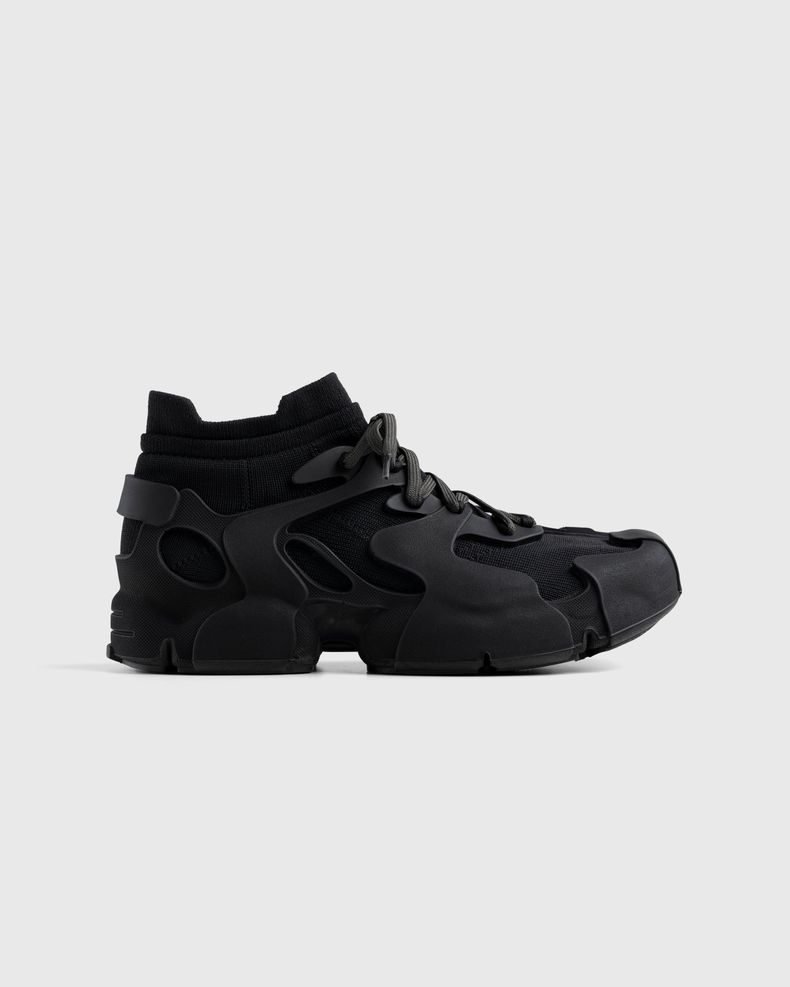 Tossu Black