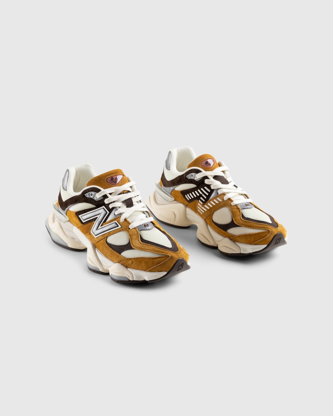 New Balance – U9060WOR Workwear - Low Top Sneakers - Brown - Image 3