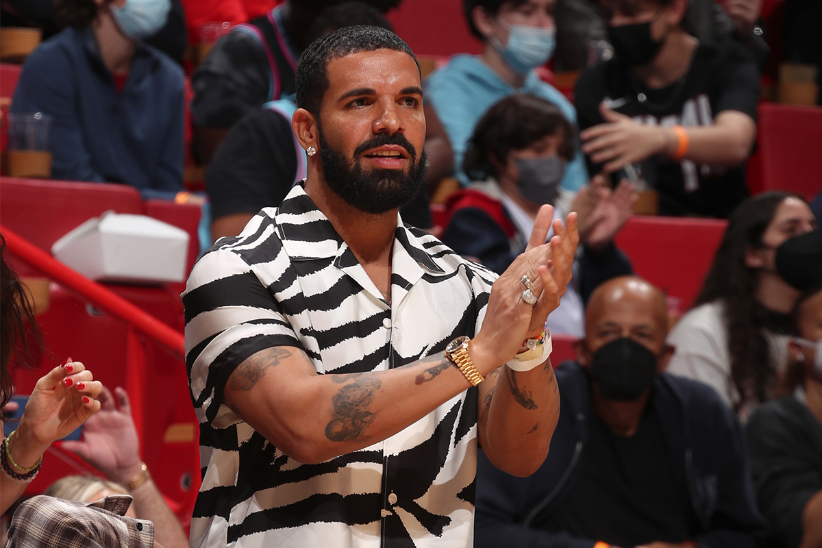 Drake court-side clapping zebra shirt Atlanta