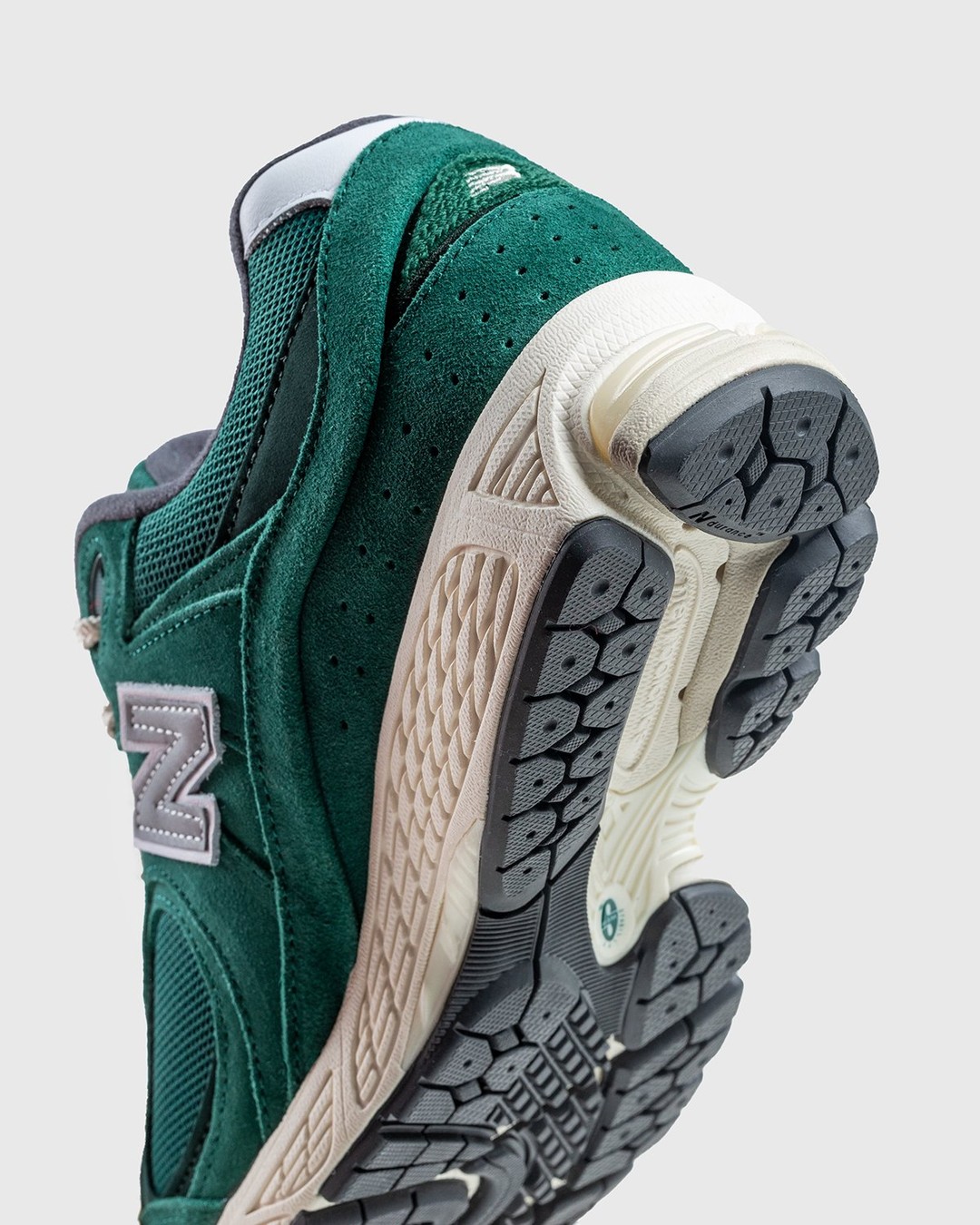 New Balance M2002RHB Nightwatch Green Black Emerald