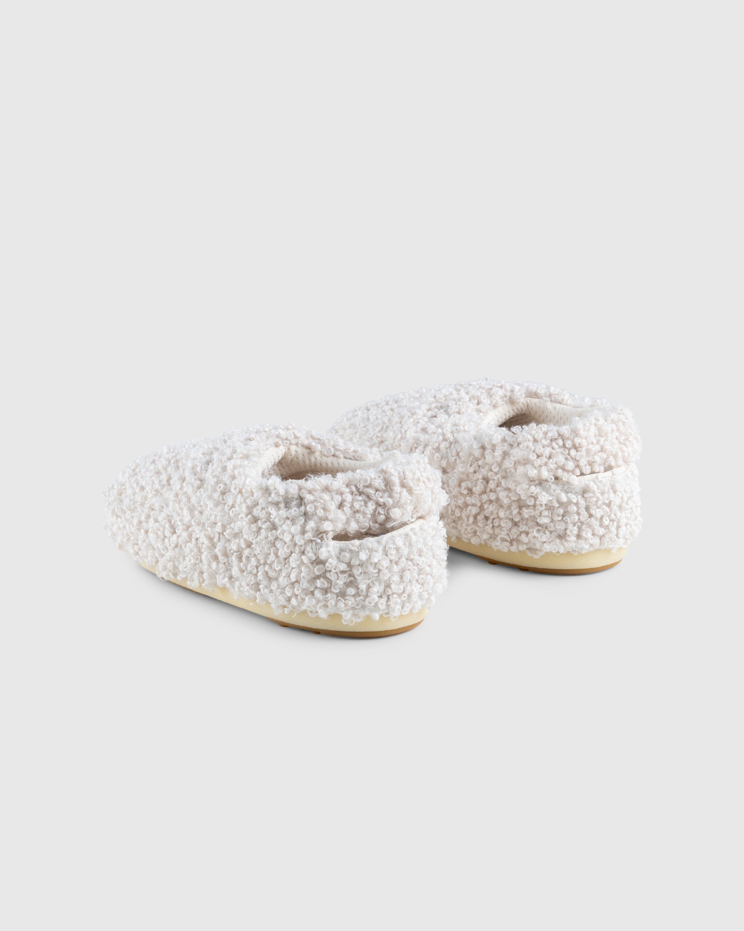 Moon Boot – Faux Curly Sandal Band White - Sandals & Slides - White - Image 4