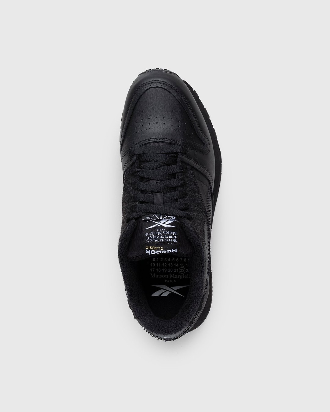 bedrag alias Hertellen Maison Margiela x Reebok – Classic Leather Memory Of Black/Footwear  White/Black | Highsnobiety Shop