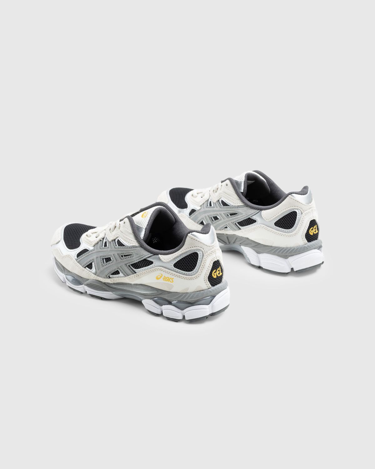 asics – GEL-NYC Black/Clay Grey - Sneakers - Grey - Image 4