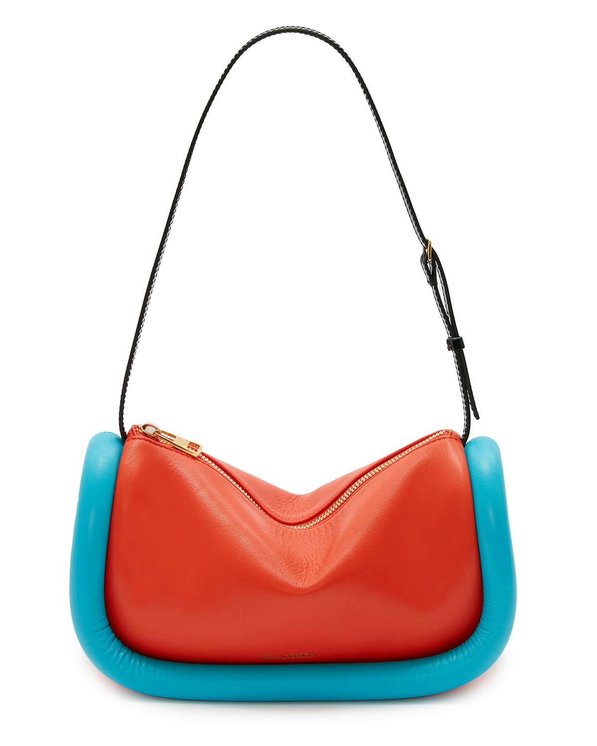 jw-anderson-bumper-bag-ss22-campaign-7