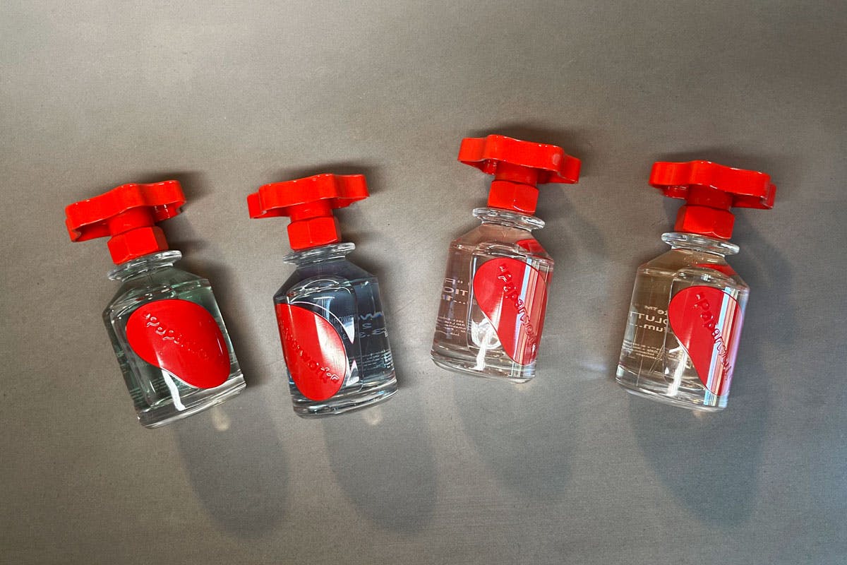 off-white-fragrance-paperwork-review-feat
